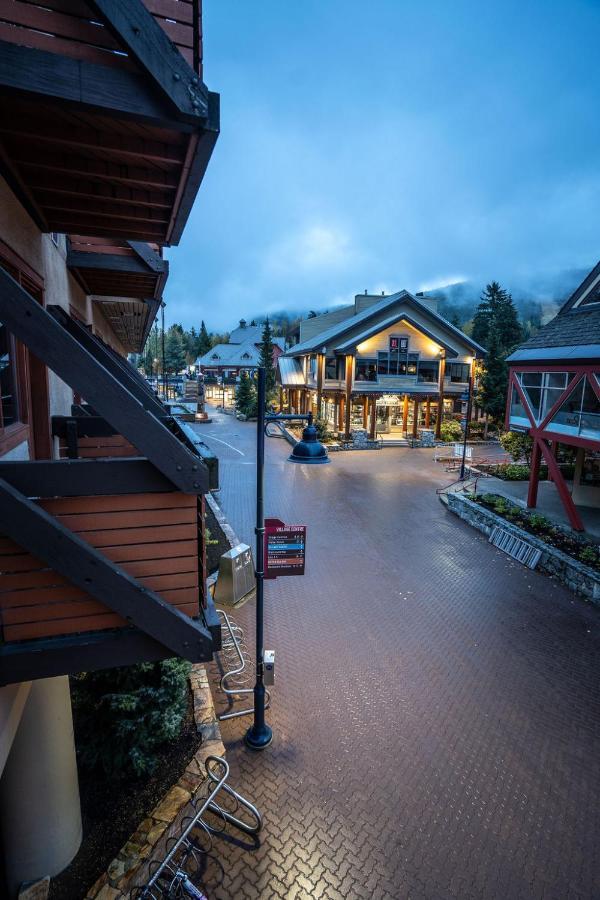 Blackcomb Lodge Уистлер Экстерьер фото