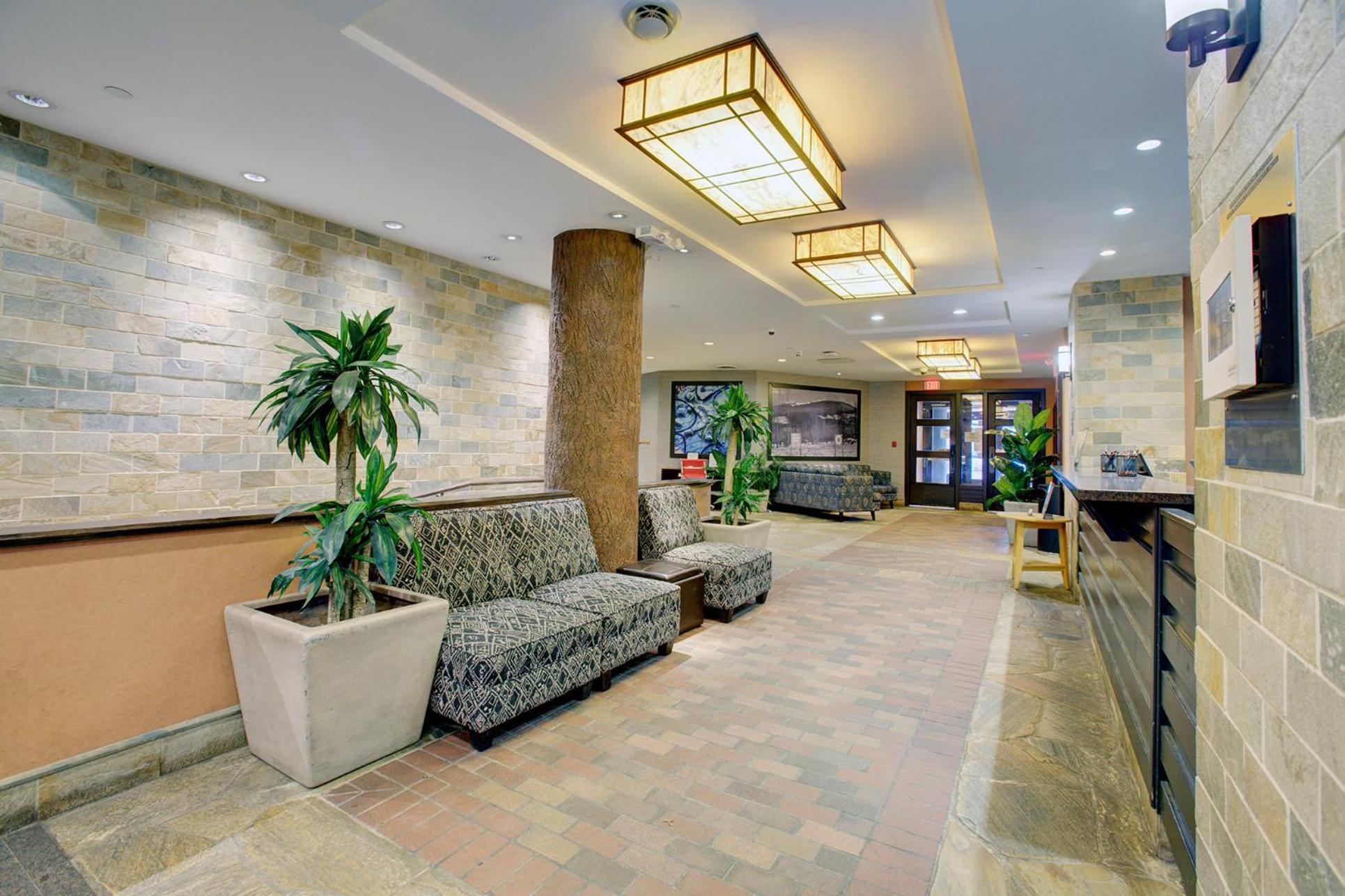 Blackcomb Lodge Уистлер Экстерьер фото